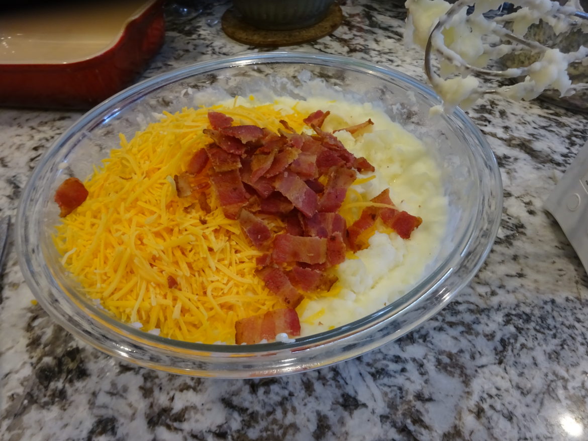 Mashed Potatoes with Bacon & Cheddar Cheese – M&M Hit The Road
