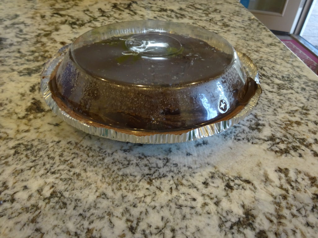 Easy Chocolate Ribbon Pie – M&M Hit The Road